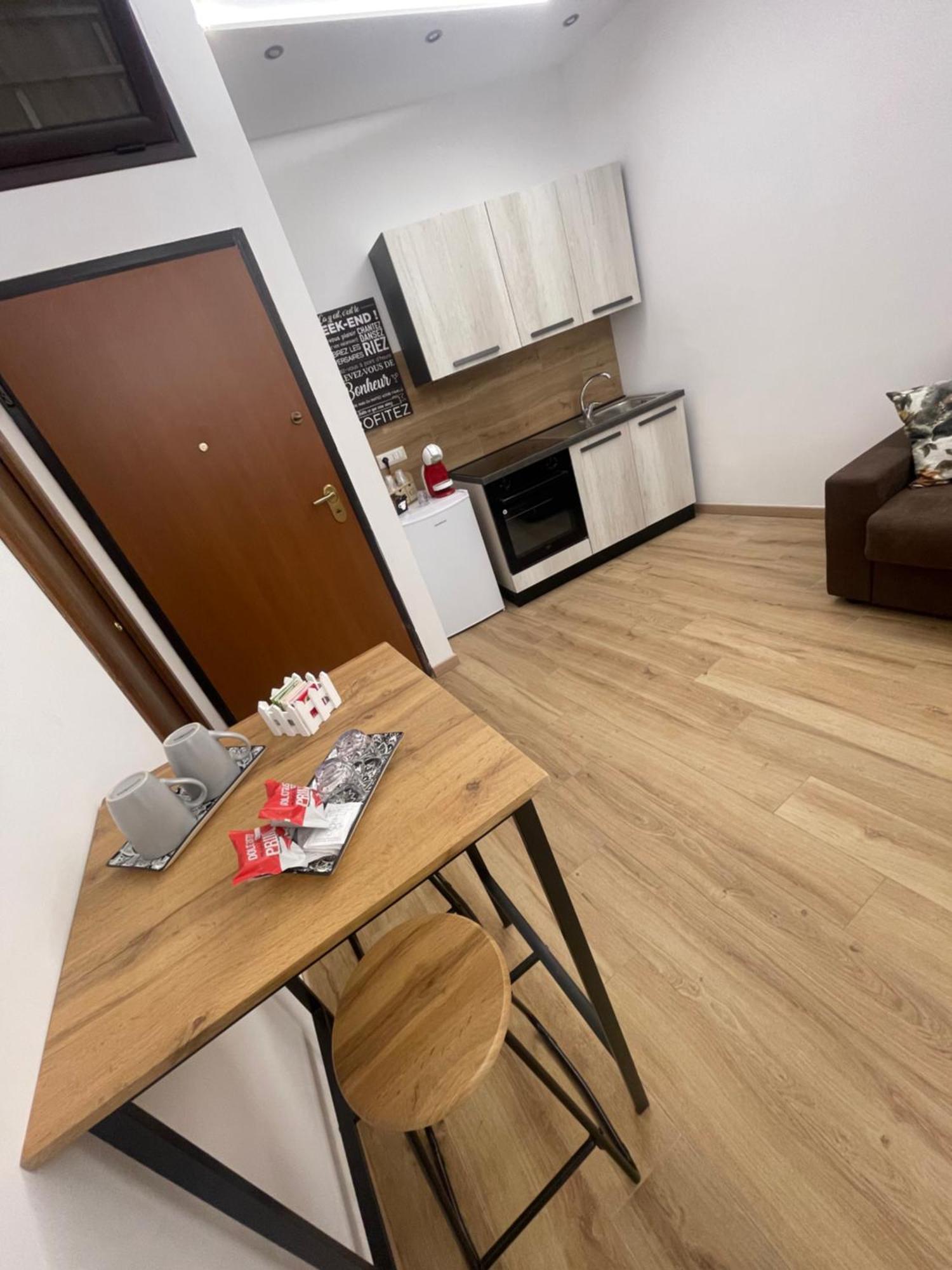 Le Mariancarve Central Apartments Crotone Exterior foto